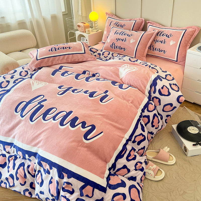 Cozy Cartoon Coral Velvet Bed Set with Plush Winter Milk Flannel Sheets – Perfect for Snuggling!